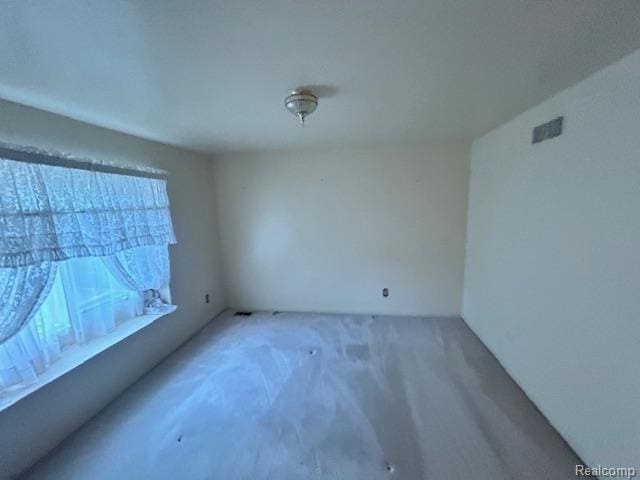 6880 Burtonwood Dr, West Bloomfield, MI 48322 - view of spare room