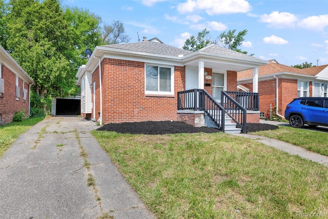9919 Whitcomb St, Dearborn, MI 48227 - photo 3