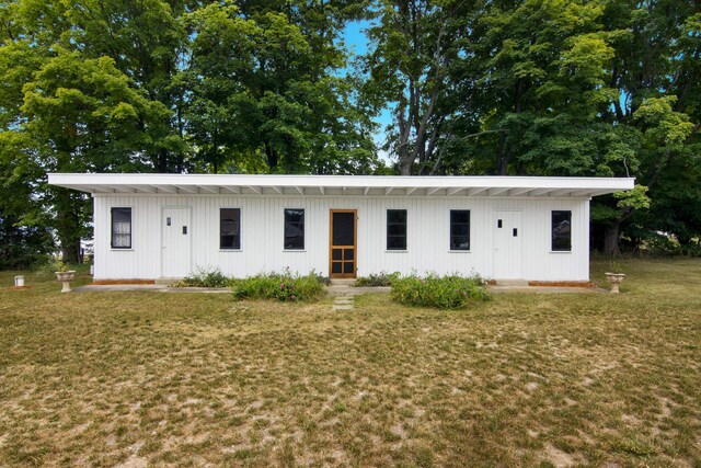 8489 S Glen Lake Rd, Glen Arbor, MI 49636