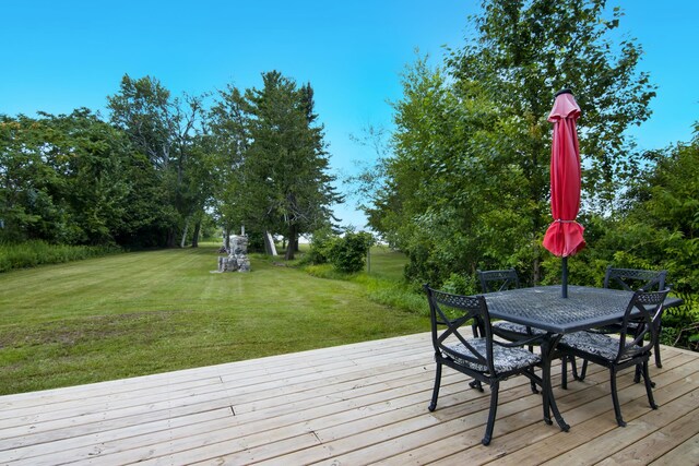 8489 S Glen Lake Rd, Glen Arbor, MI 49636