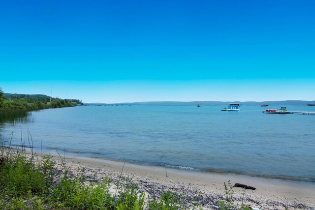 8489 S Glen Lake Rd, Glen Arbor, MI 49636