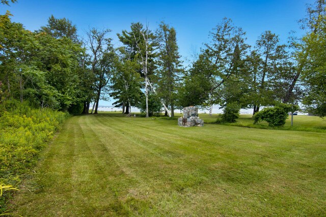 8489 S Glen Lake Rd, Glen Arbor, MI 49636