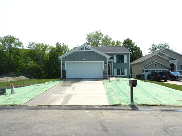 558 Swan River Dr, Benton Harbor, MI 49022 - photo 4