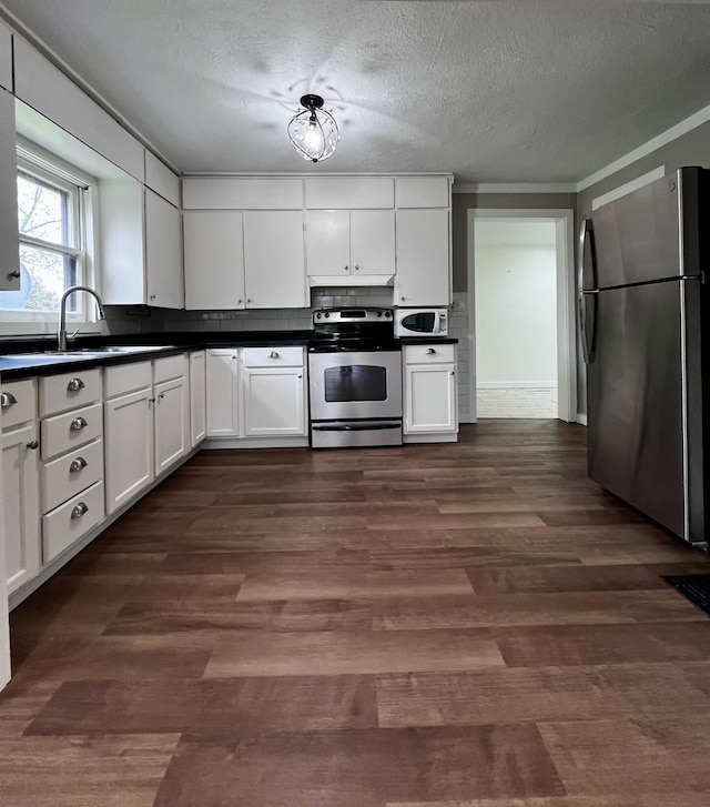 8067 S Hawkins Rd, Reed City, MI 49677