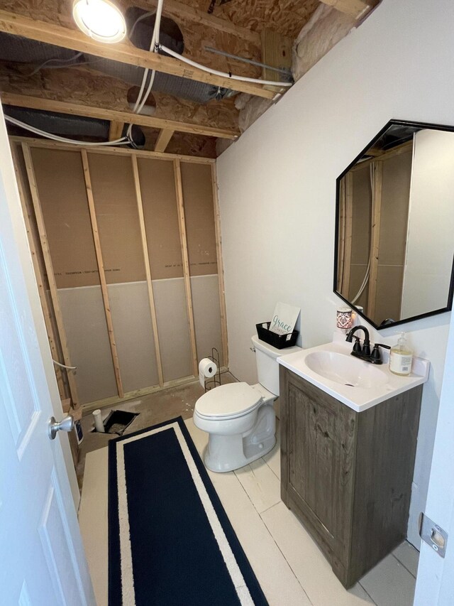 8808 Geiser Grv, Richland, MI 49083 - bathroom featuring toilet and vanity