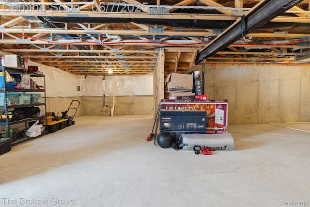 9211 Hawthorn Dr, Davison, MI 48423 - view of unfinished basement