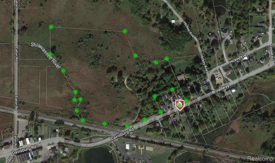 358 Broadway, Davisburg, MI 48350 - aerial map of property and surrounding area