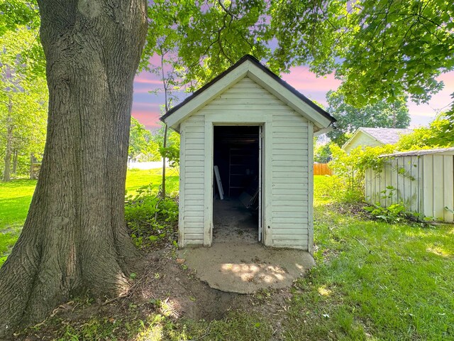 315 E Spruce St, Marshall, MI 49068 - view of shed