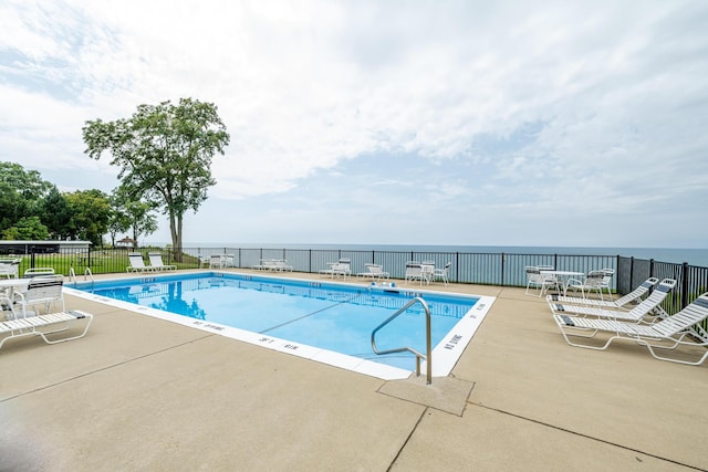 3626 Lakeshore Dr Unit K10, Saint Joseph, MI 49085 - community pool with a patio area and a water view
