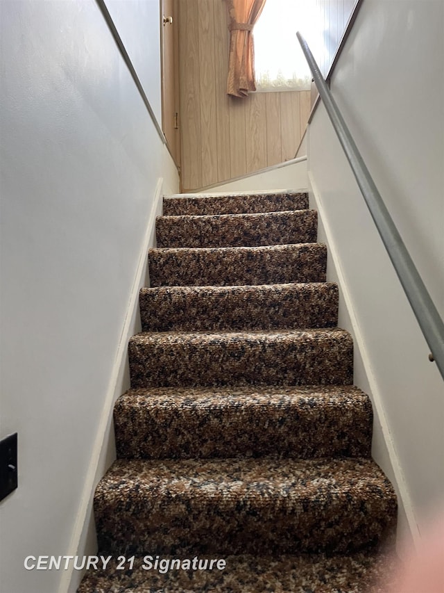 1613 Waldman Ave, Flint, MI 48507 - view of staircase