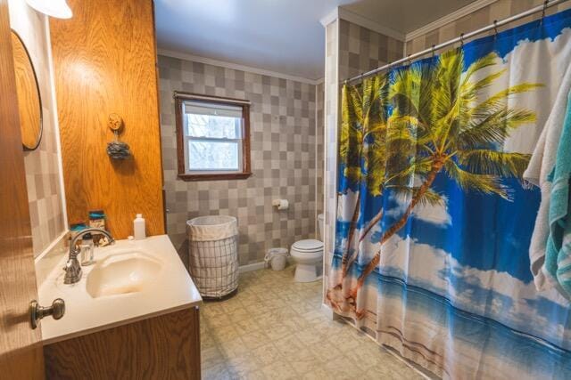 14656 Hersey Rd, Hersey, MI 49639 - full bathroom featuring vanity, wallpapered walls, crown molding, toilet, and a shower with shower curtain