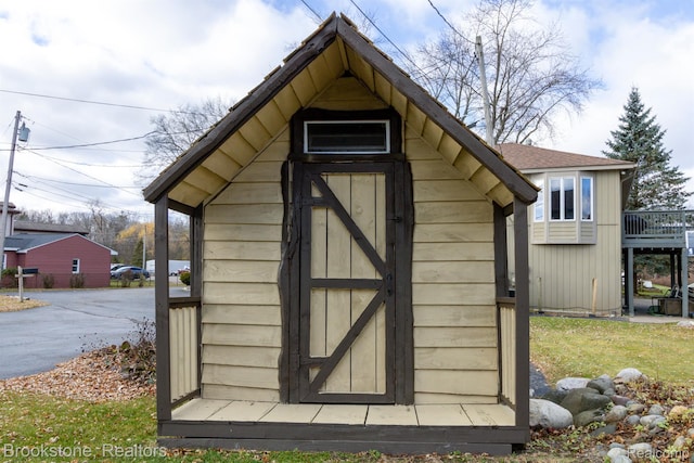 2995 Venice, Highland, MI 48356 - view of shed