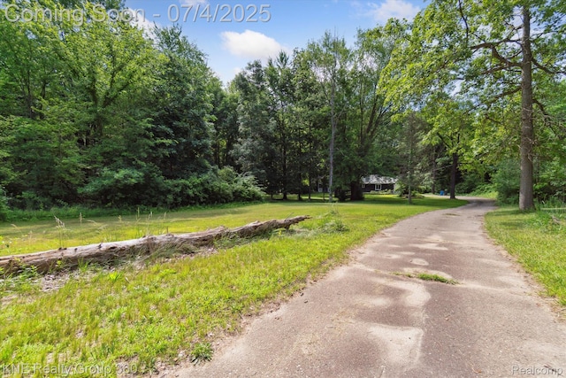 5022 Golf Club Rd, Howell, MI 48843 - photo 2
