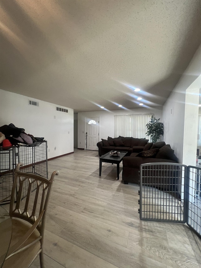 3505 Hermansau Dr, Saginaw, MI 48603 - photo 5