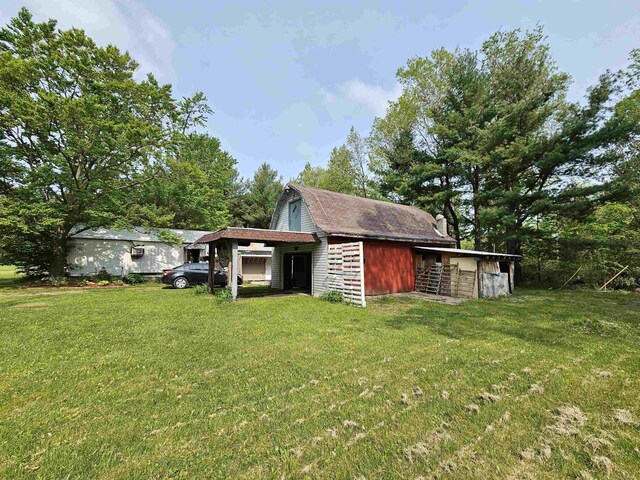 800 S Clark St, Mesick, MI 49668