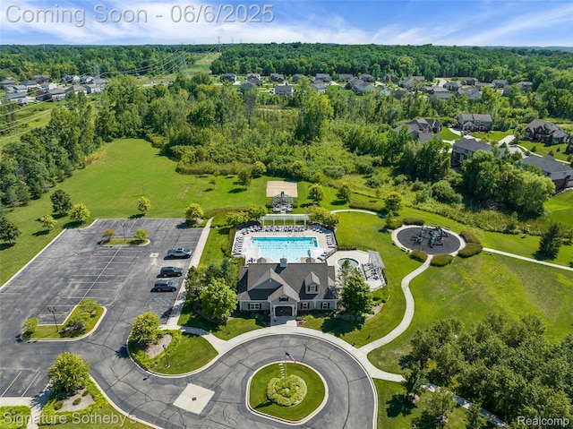 871 Wynstone Cir S, Oakland, MI 48363 - aerial view of a pool