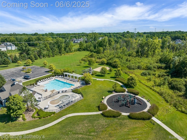 871 Wynstone Cir S, Oakland, MI 48363 - bird's eye view of a pool area