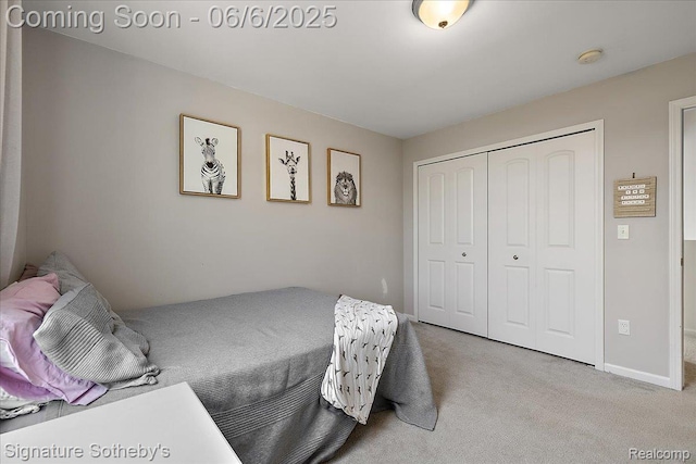 871 Wynstone Cir S, Oakland, MI 48363 - bedroom with carpet, a closet, and baseboards