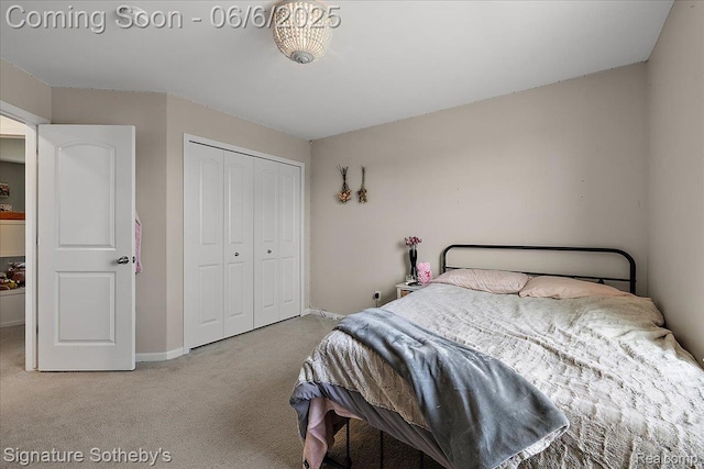 871 Wynstone Cir S, Oakland, MI 48363 - carpeted bedroom featuring a closet and baseboards