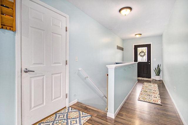 69698 Fox Xing, Edwardsburg, MI 49112 - foyer entrance with dark wood finished floors and baseboards