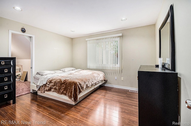 2337 Horseshoe Dr, West Bloomfield, MI 48322 - bedroom with hardwood / wood-style flooring, baseboards, and recessed lighting