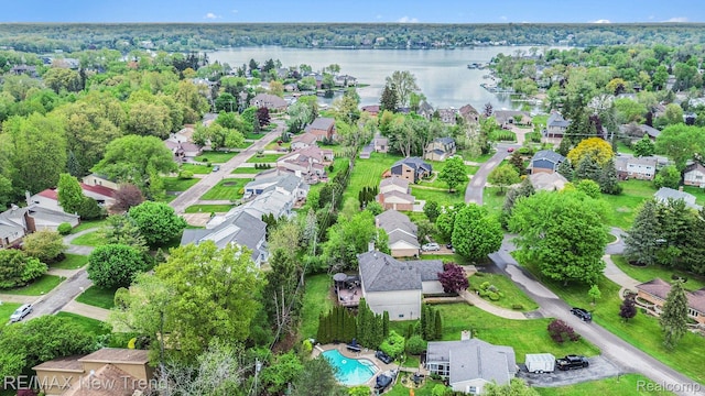 2337 Horseshoe Dr, West Bloomfield, MI 48322 - aerial view of residential area with a nearby body of water