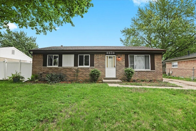 9939 Hamilton St, Michigan, MI 48111 - single story home with brick siding
