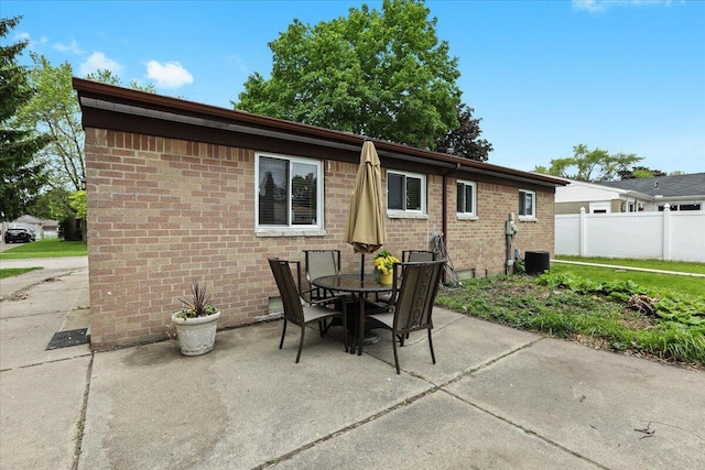 9939 Hamilton St, Michigan, MI 48111 - view of patio with outdoor dining area