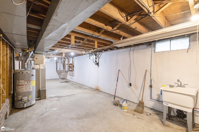 10207 Frances Rd, Flushing, MI 48433 - below grade area with gas water heater