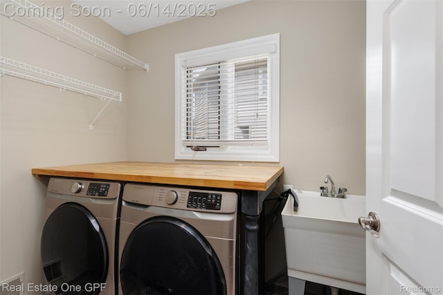 52657 Creekside Dr, Chesterfield, MI 48047 - washroom with washing machine and dryer