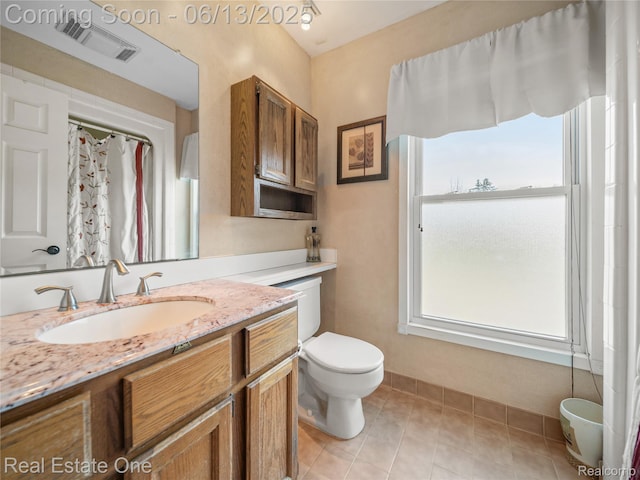 8907 Mccoll Side Rd, Brighton, MI 48116 - full bath with toilet and vanity