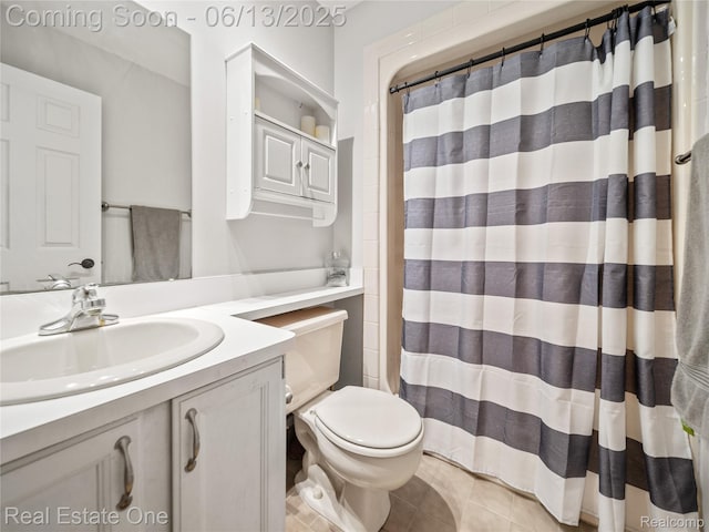 8907 Mccoll Side Rd, Brighton, MI 48116 - bathroom featuring vanity, tile patterned floors, and curtained shower