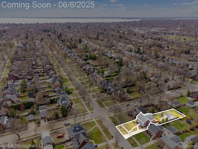 797 Washington Rd, Grosse Pointe, MI 48230 - aerial view of property and surrounding area featuring property boundaries highlighted and nearby suburban area