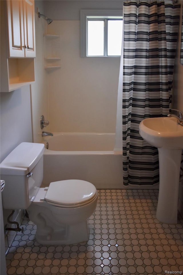 3434 Durham Rd, Clawson, MI 48073 - full bath with shower / tub combo, toilet, and a sink