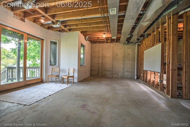 11265 N Shore Dr, Whitmore Lake, MI 48189 - view of below grade area