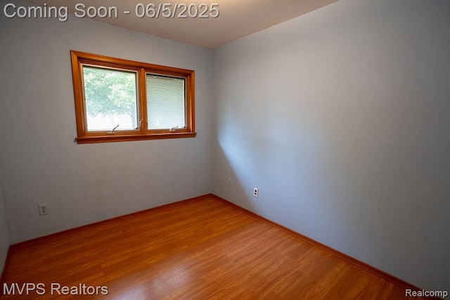 33316 Fraser Ave, Fraser, MI 48026 - spare room with light wood-style floors and baseboards