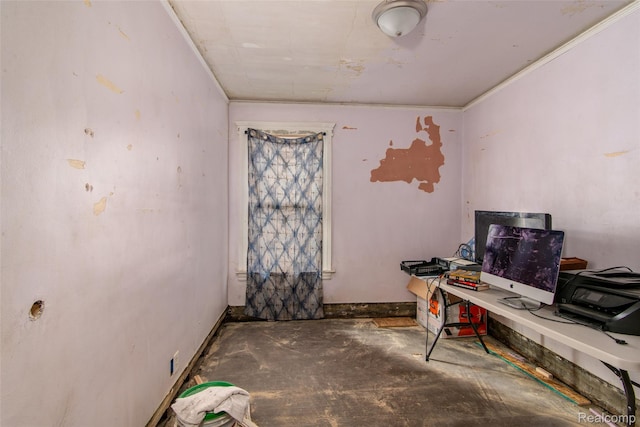 3804 Hudson St, Detroit, MI 48208 - office with unfinished concrete flooring and ornamental molding