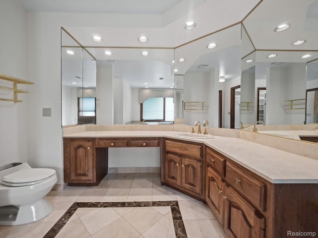 4932 Susans Way, Bloomfield Hills, MI 48302 - full bathroom featuring toilet, recessed lighting, vanity, and inlaid floor details
