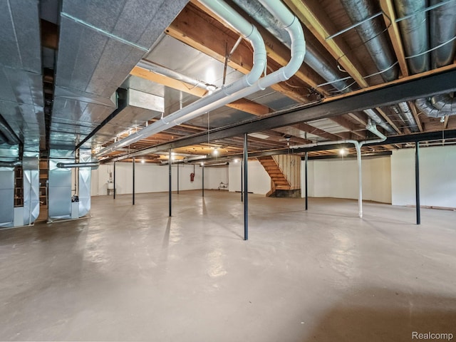 4932 Susans Way, Bloomfield Hills, MI 48302 - unfinished below grade area with stairway and heating unit