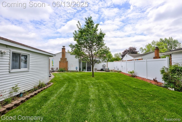 1378 Surrey Hts, Westland, MI 48186 - view of yard