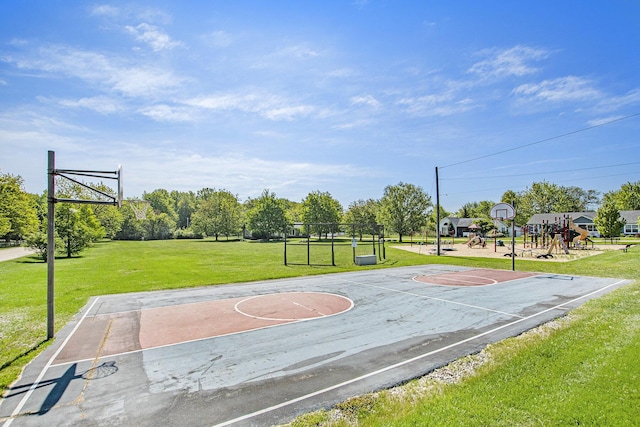 507 A Ave, South Haven, MI 49090 - view of sport court with community basketball court and a yard