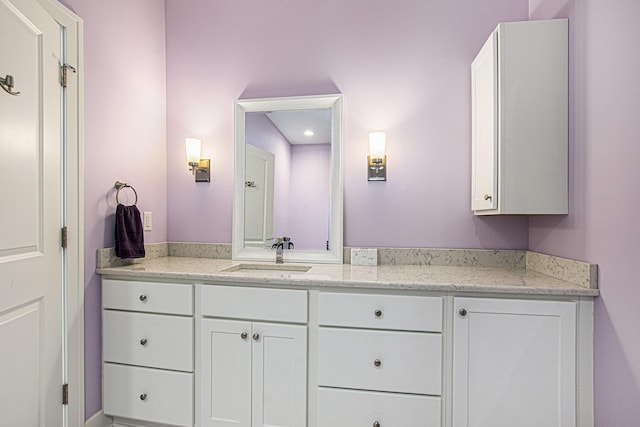 507 A Ave, South Haven, MI 49090 - bathroom featuring vanity