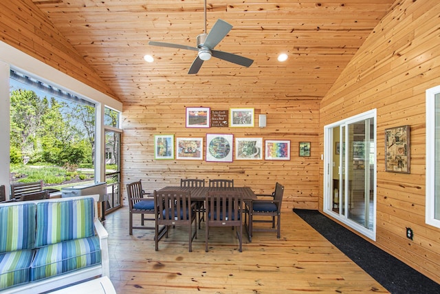 507 A Ave, South Haven, MI 49090 - sunroom / solarium with vaulted ceiling
