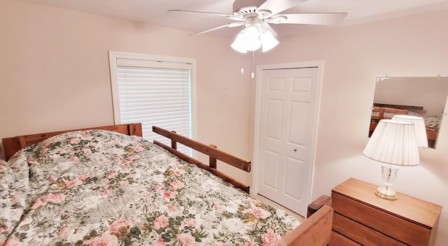 908 W Oak St, Bitely, MI 49309 - bedroom featuring ceiling fan