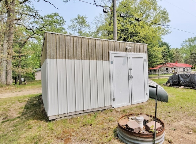 908 W Oak St, Bitely, MI 49309 - view of shed