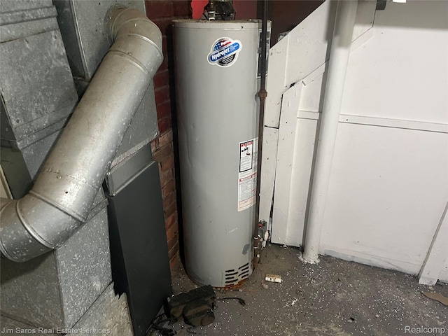 8810 Farmbrook St, Grosse Pointe, MI 48224 - utility room featuring water heater
