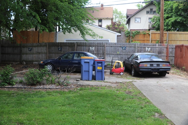 1223 Bemis St SE, Grand Rapids, MI 49506 - view of yard