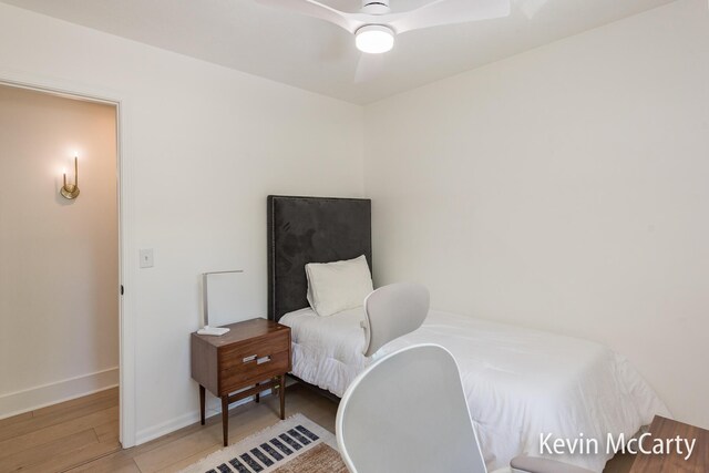 1731 Edgewood Ave SE, Grand Rapids, MI 49506 - bedroom featuring light wood-style floors, baseboards, and ceiling fan