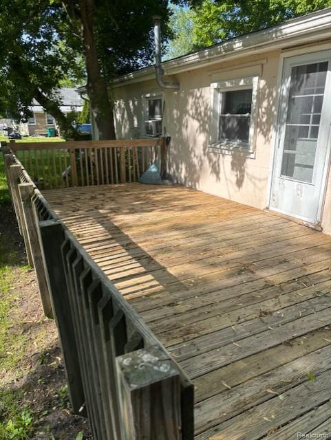 3231 Parker St, Port Huron, MI 48060 - view of wooden terrace
