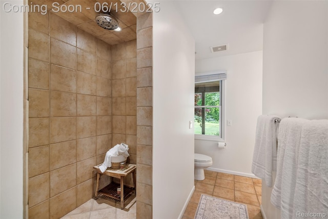 4230 Mill Lake Rd, Lake Orion, MI 48360 - bathroom featuring a tile shower and tile patterned flooring